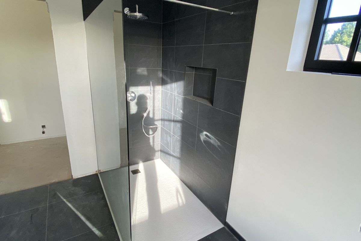 Strakke badkamer - Waasmunster