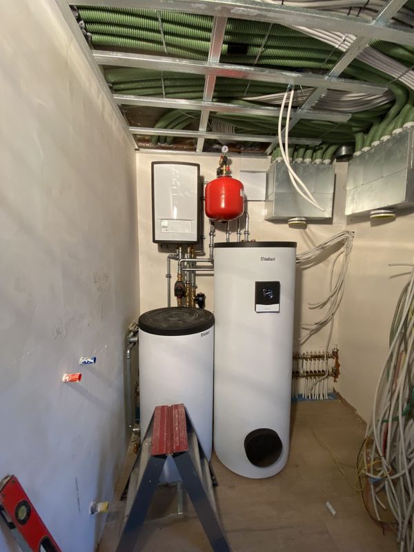 Radiatoren & leidingen - Lokeren