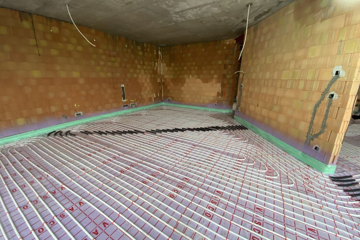 Radiatoren & leidingen - Lokeren